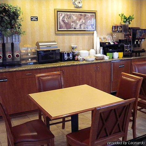 First Heritage Inn Рантул Ресторан фото